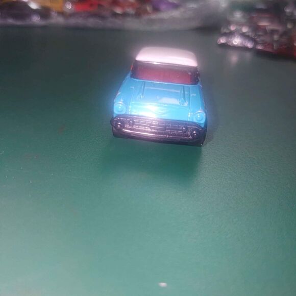 Matchbox 1997 Burger Zone 1957 Chevy Bel Air - Picture 7 of 10